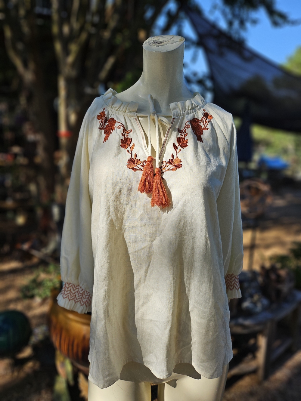 Jade Melody Tam, Women's Cream Linen Blend Peasant Top Rust Bird Embroidery Sm